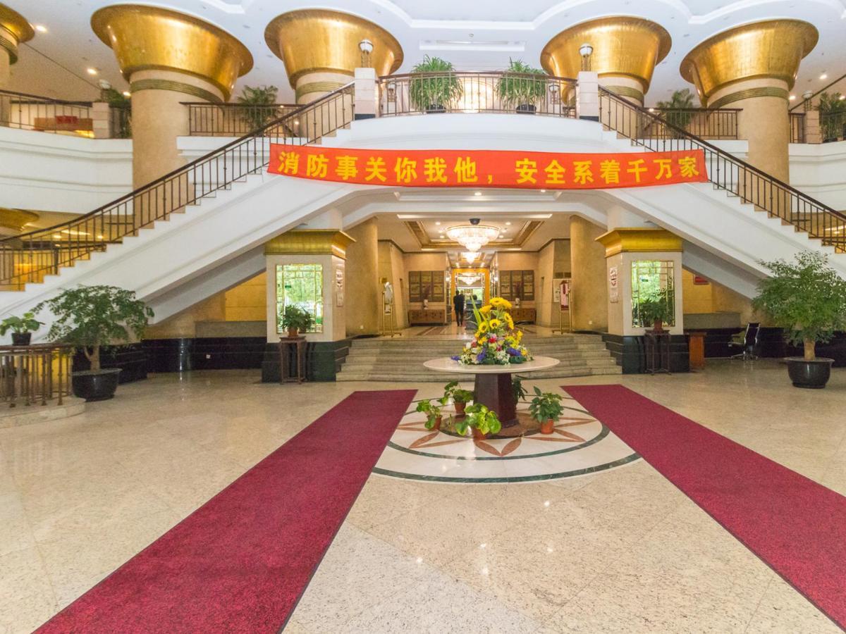 Inestin Shanghai Apt Lujiazui Экстерьер фото